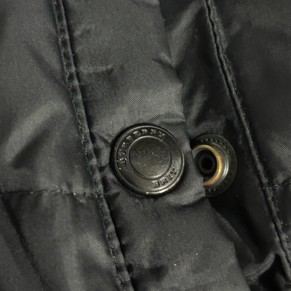 Burberry Puffer Vest Size XL - Picture 4 of 5